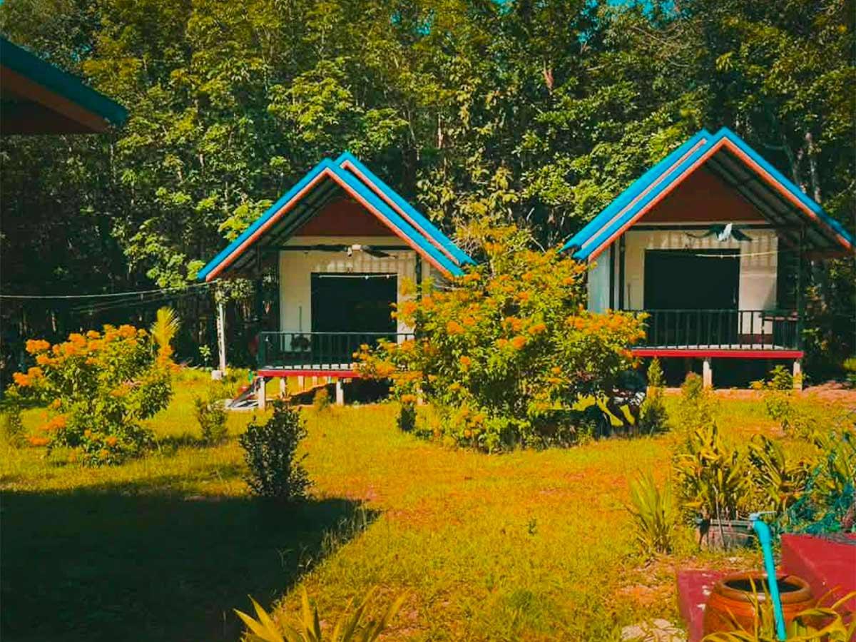 Grand Bungalow - Ting Rai